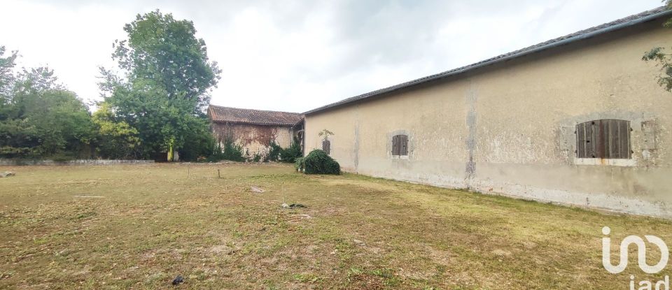 House 9 rooms of 287 m² in Saint-Laurent-de-Cognac (16100)