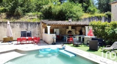 House 6 rooms of 166 m² in Peille (06440)