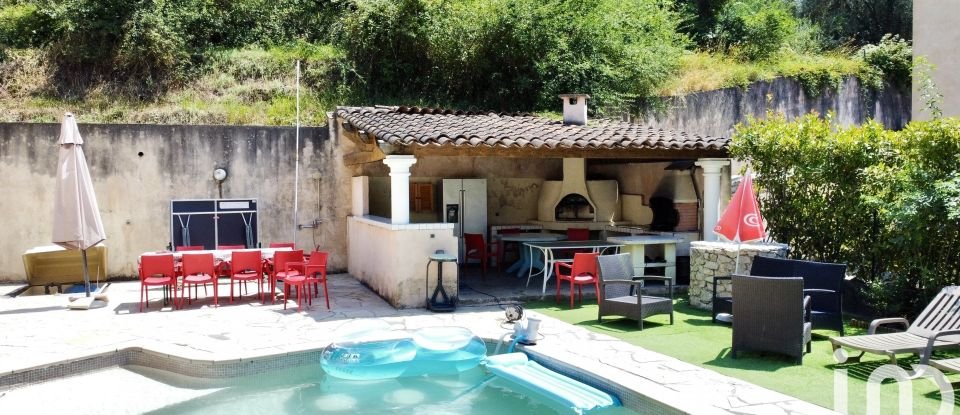 House 6 rooms of 166 m² in Peille (06440)