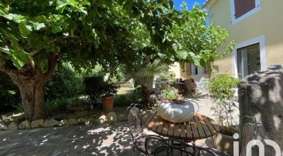 Maison traditionnelle 6 pièces de 258 m² à Aigues-Vives (30670)