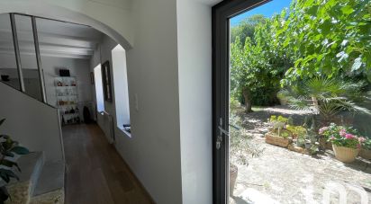 Maison traditionnelle 6 pièces de 258 m² à Aigues-Vives (30670)