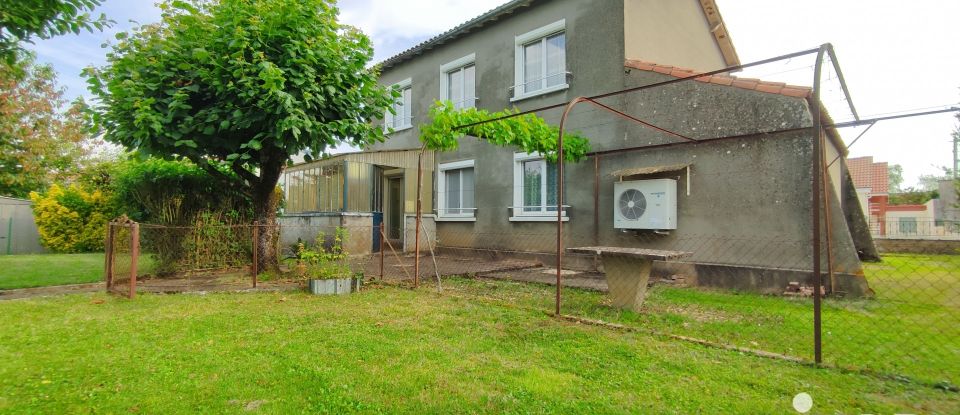 Maison traditionnelle 6 pièces de 112 m² à Lussac-les-Châteaux (86320)