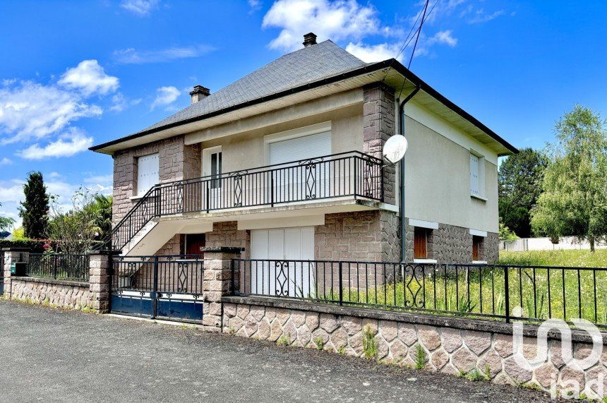 House 3 rooms of 77 m² in Uzerche (19140)