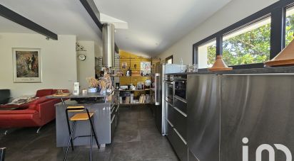 Maison 7 pièces de 160 m² à Coutras (33230)