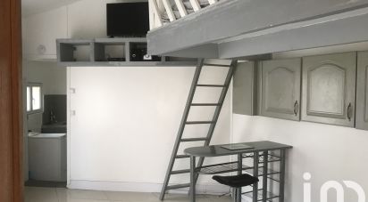 Maison 1 pièce de 17 m² à Villiers-Saint-Frédéric (78640)