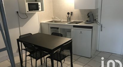 Studio 1 room of 24 m² in Villiers-Saint-Frédéric (78640)