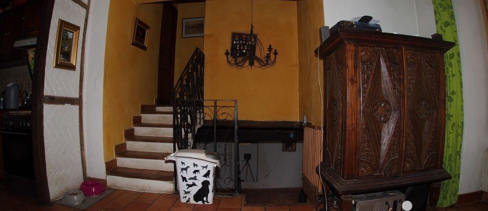 House 6 rooms of 137 m² in Beynes (78650)