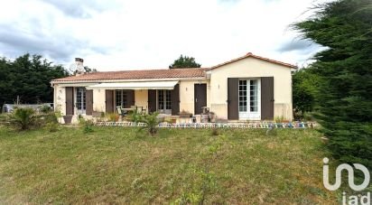 Traditional house 5 rooms of 123 m² in Montendre (17130)