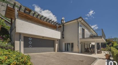 Maison 6 pièces de 151 m² à Meylan (38240)