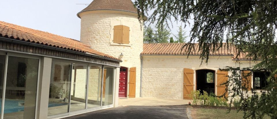 Maison 5 pièces de 150 m² à Barbezieux-Saint-Hilaire (16300)