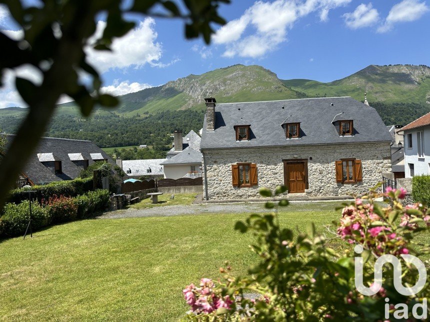 Maison traditionnelle 6 pièces de 127 m² à Argelès-Gazost (65400)