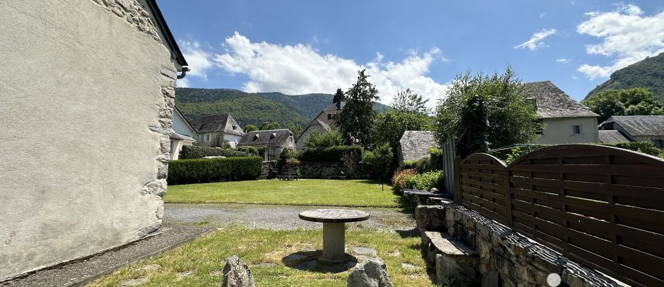 Maison traditionnelle 6 pièces de 127 m² à Argelès-Gazost (65400)