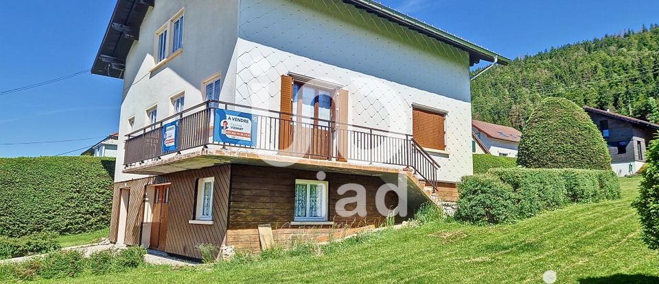 Maison de village 7 pièces de 180 m² à Bois-d'Amont (39220)