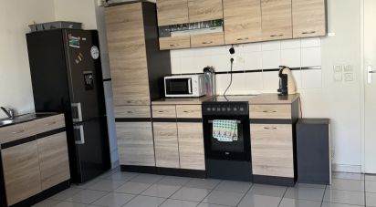 Appartement 3 pièces de 67 m² à Marseille (13010)