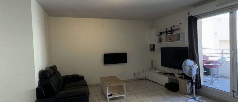 Appartement 3 pièces de 67 m² à Marseille (13010)