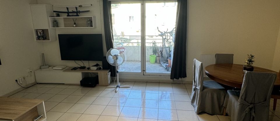 Appartement 3 pièces de 67 m² à Marseille (13010)