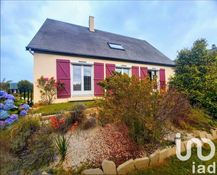 Traditional house 6 rooms of 111 m² in Montivilliers (76290)