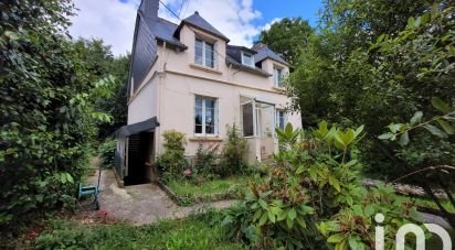 House 5 rooms of 100 m² in Saint-Goazec (29520)