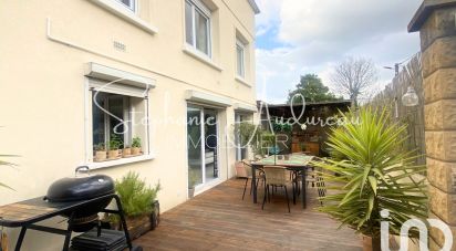 Town house 4 rooms of 140 m² in Cachan (94230)