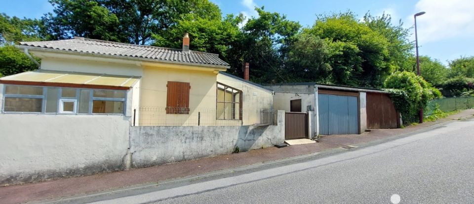 Maison traditionnelle 5 pièces de 61 m² à - (50460)