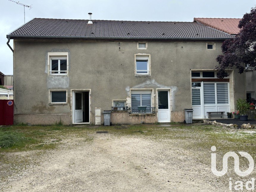 Building in Biesles (52340) of 208 m²