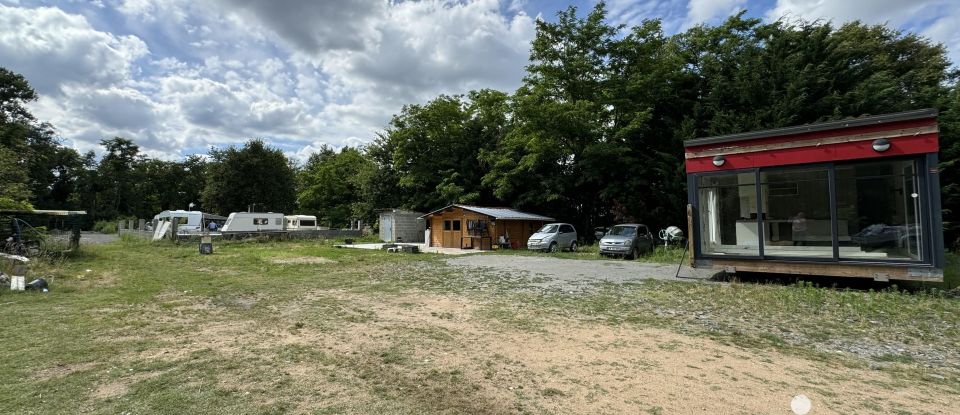 Leisure facility of 3,080 m² in Chouzé-sur-Loire (37140)