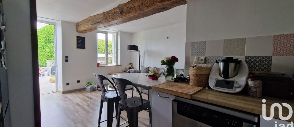 Maison 3 pièces de 80 m² à Armentières-en-Brie (77440)