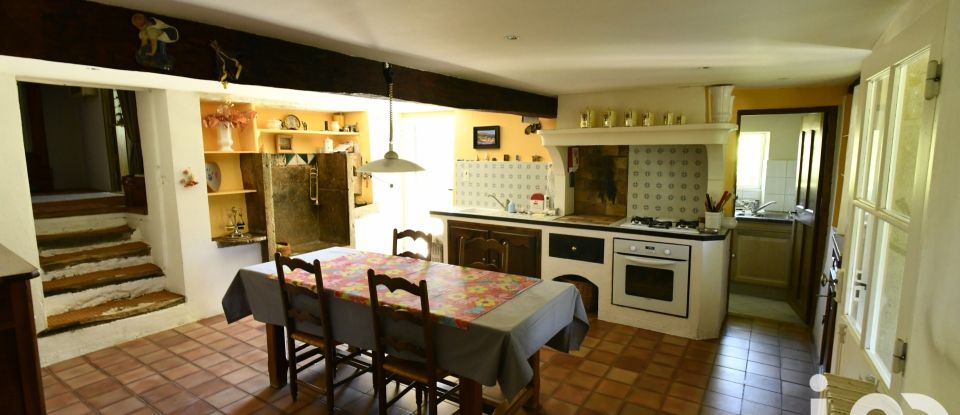 Country house 8 rooms of 296 m² in Reilhanette (26570)