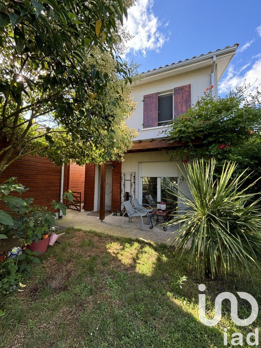 Maison 3 pièces de 70 m² à Pessac (33600)