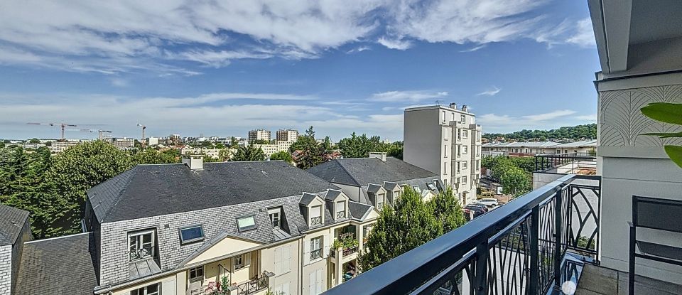 Apartment 4 rooms of 87 m² in Suresnes (92150)