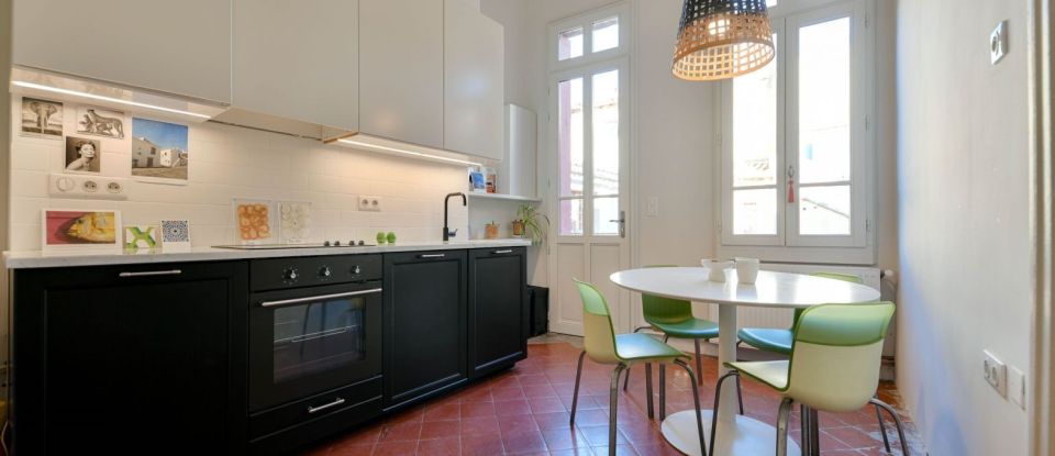 Apartment 3 rooms of 77 m² in Uzès (30700)