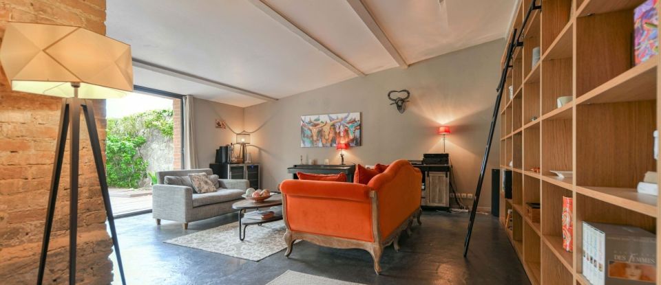 Maison 6 pièces de 197 m² à Saint-Victor-la-Coste (30290)