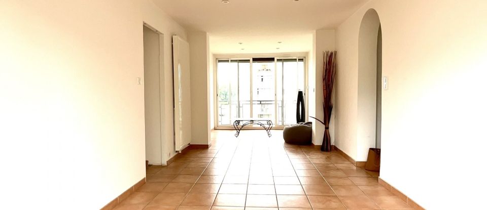 Apartment 3 rooms of 62 m² in Saint-Martin-d'Hères (38400)