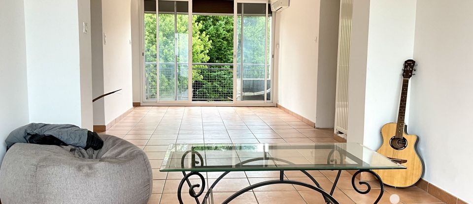 Apartment 3 rooms of 62 m² in Saint-Martin-d'Hères (38400)