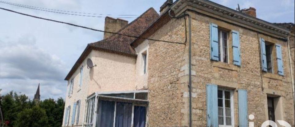 Maison 9 pièces de 299 m² à Le Bugue (24260)