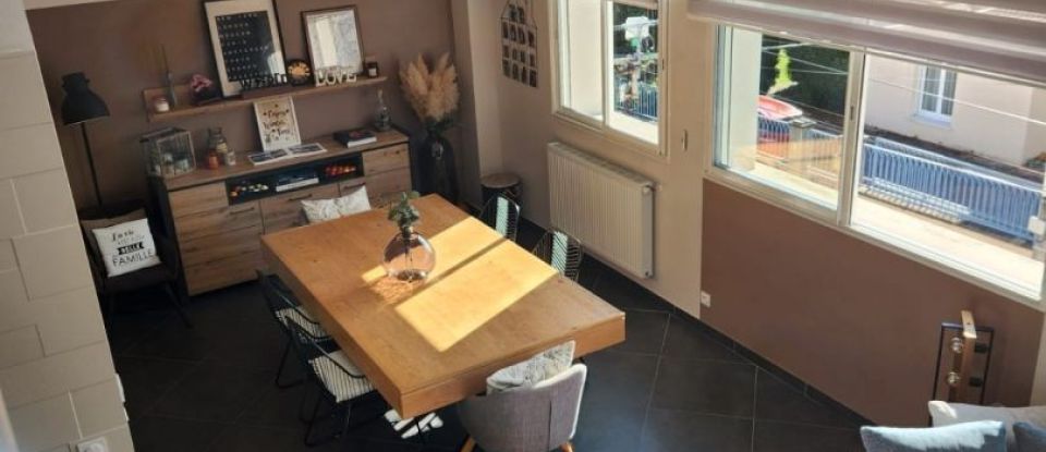 Apartment 7 rooms of 140 m² in Oyonnax (01100)