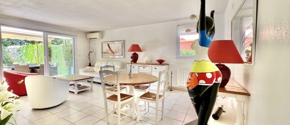 Appartement 3 pièces de 71 m² à Fréjus (83600)