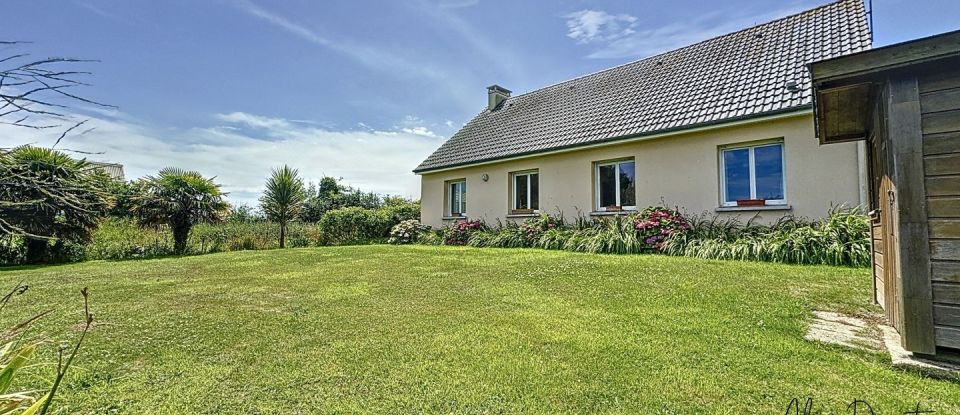 House 5 rooms of 126 m² in Saint-Vaast-la-Hougue (50550)