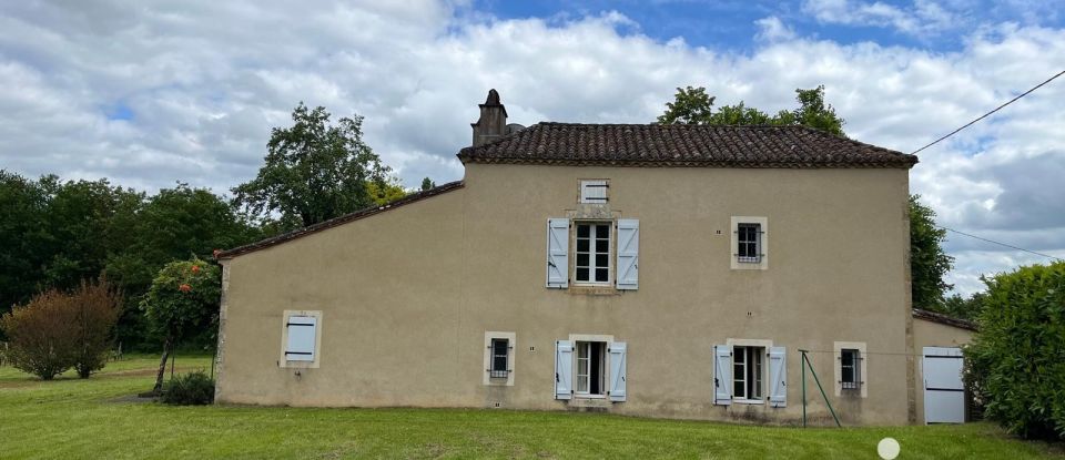 Maison de campagne 5 pièces de 130 m² à Prayssac (46220)