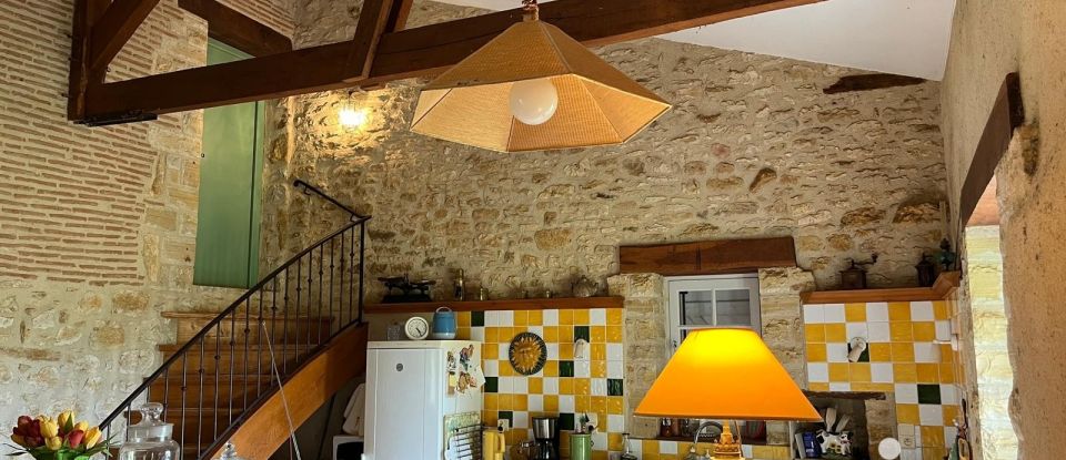 Maison de campagne 5 pièces de 130 m² à Prayssac (46220)