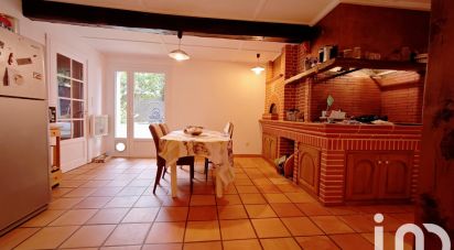 House 7 rooms of 192 m² in Saint-Léon (31560)