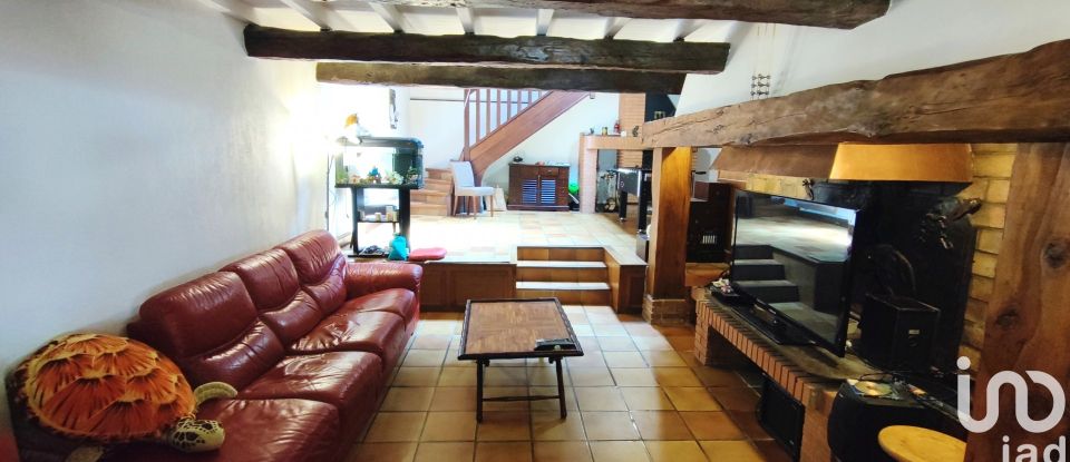 House 7 rooms of 192 m² in Saint-Léon (31560)