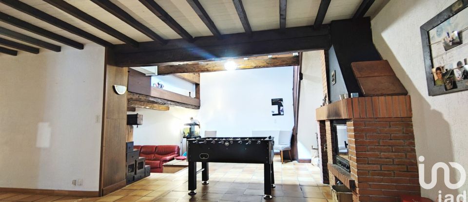 House 7 rooms of 192 m² in Saint-Léon (31560)