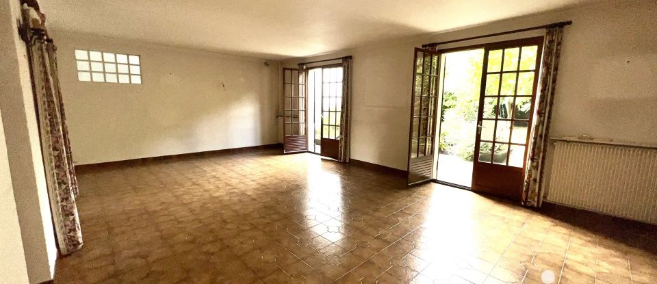 Maison traditionnelle 5 pièces de 90 m² à Stains (93240)