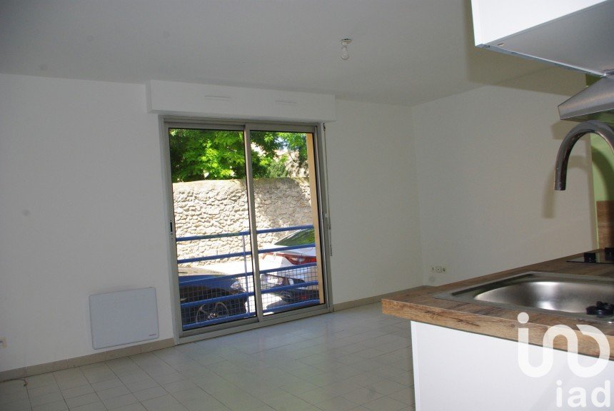 Apartment 2 rooms of 41 m² in Mèze (34140)