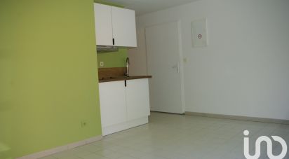 Apartment 2 rooms of 41 m² in Mèze (34140)