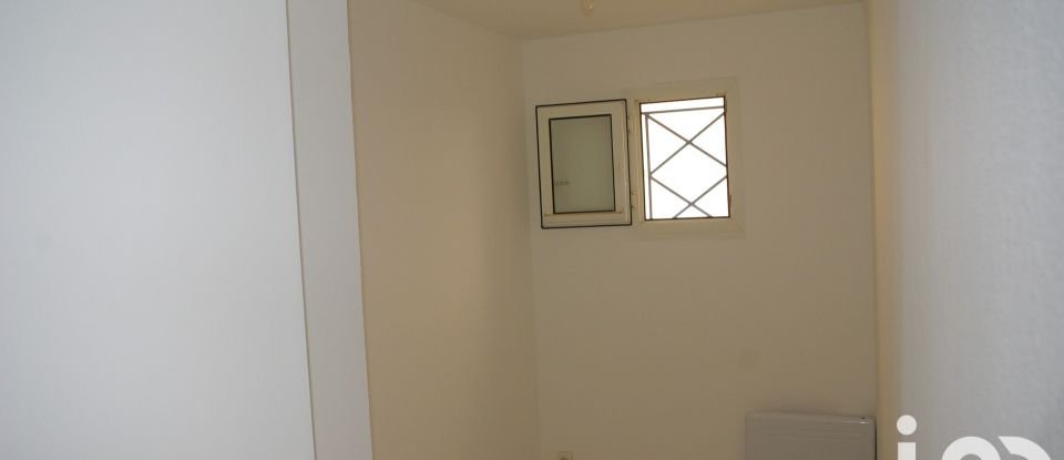 Apartment 2 rooms of 41 m² in Mèze (34140)