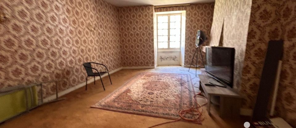 Maison 8 pièces de 193 m² à Saint-Yrieix-la-Perche (87500)