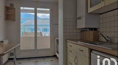Apartment 3 rooms of 65 m² in Fontaine (38600)