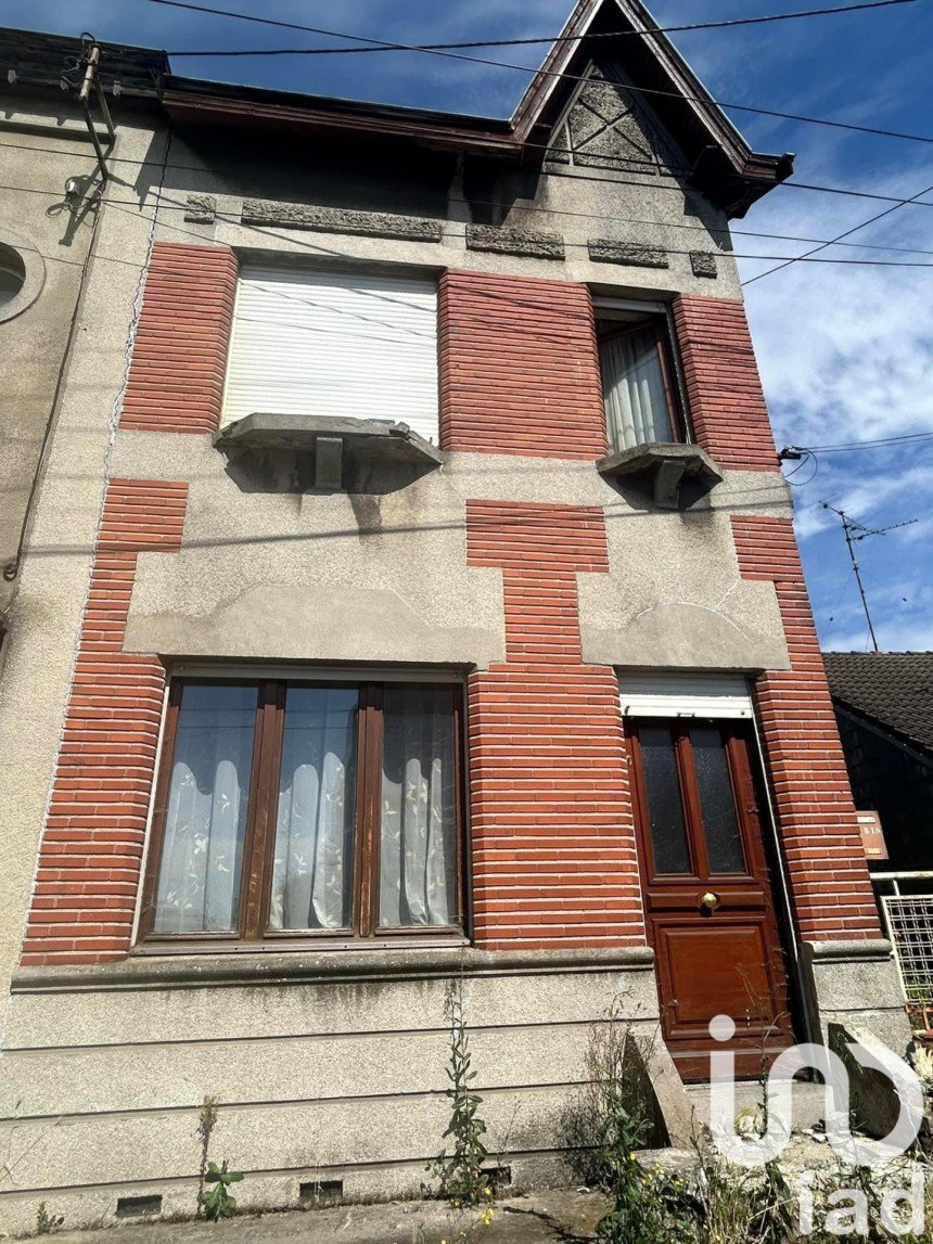 Town house 5 rooms of 79 m² in Maubeuge (59600)